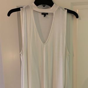 White Keyhole Tank - Medium